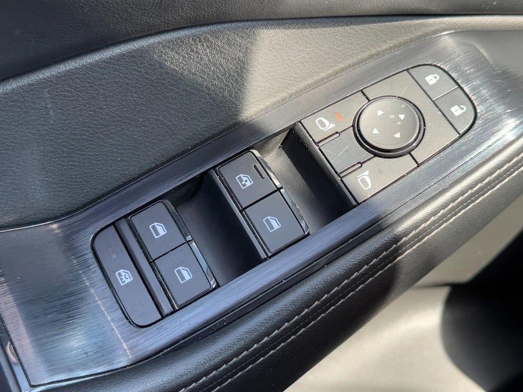 2024 Nissan Rogue AWD SV