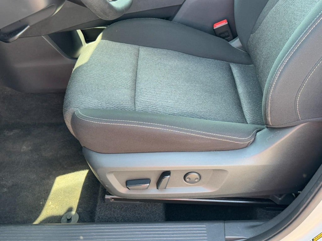 2024 Nissan Rogue AWD SV
