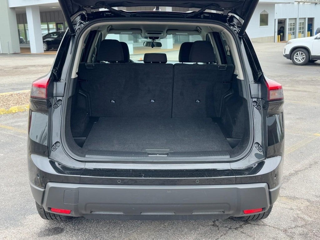 2024 Nissan Rogue AWD SV