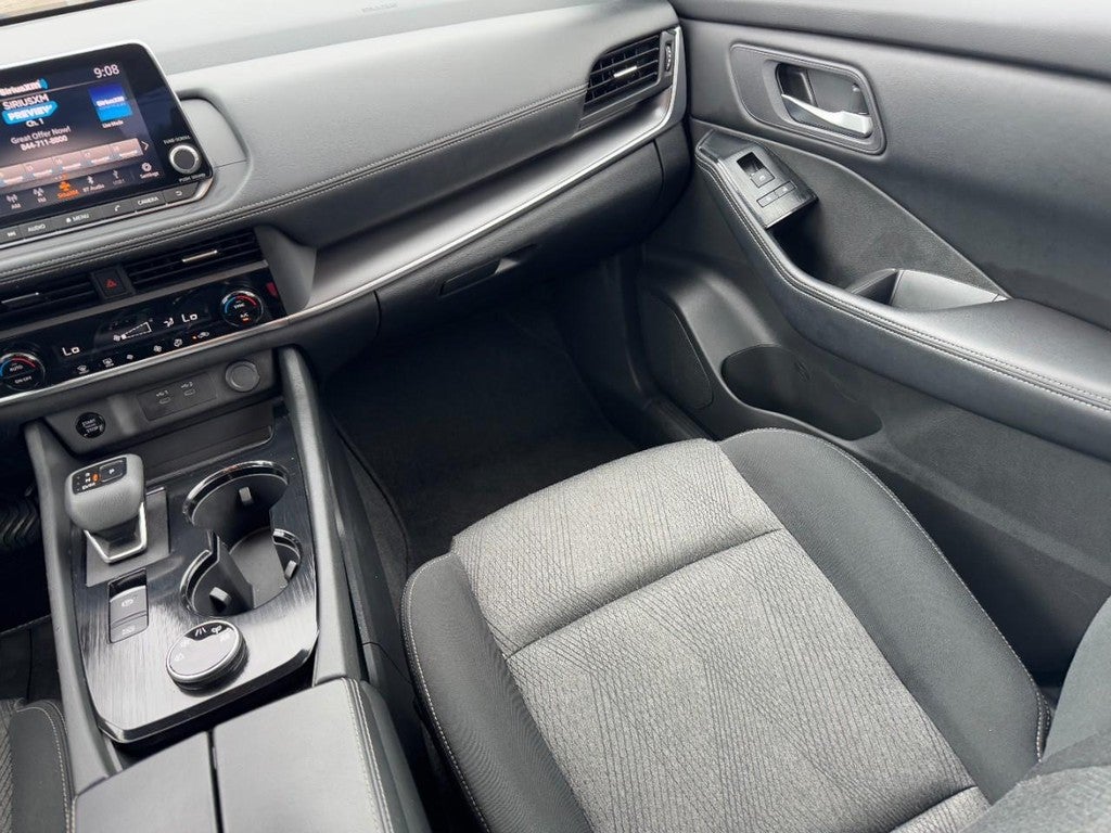 2024 Nissan Rogue AWD SV