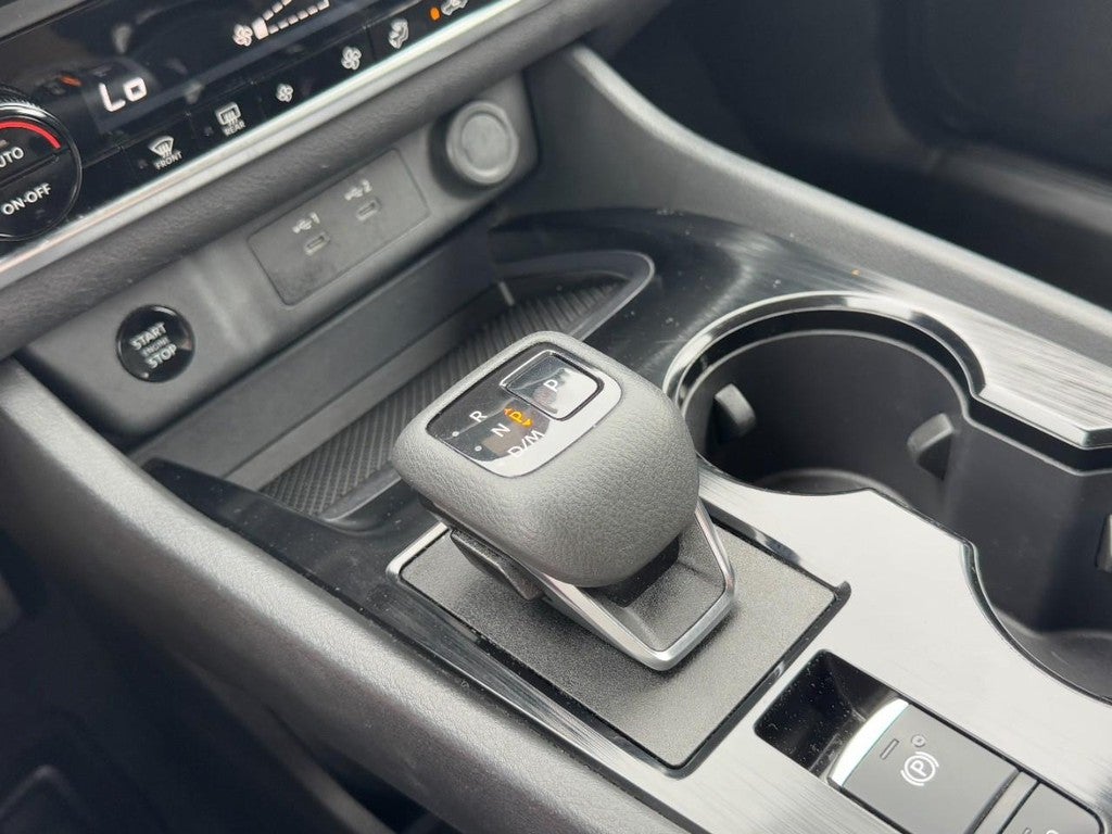 2024 Nissan Rogue AWD SV