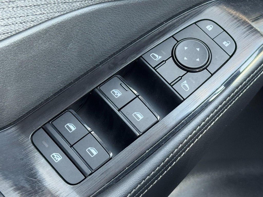 2023 Nissan Rogue AWD SV