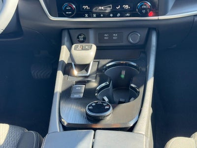 2025 Nissan Rogue AWD SV