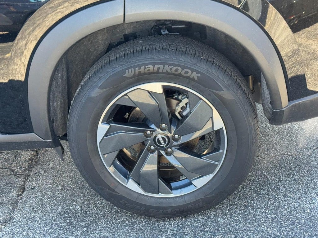 2025 Nissan Rogue AWD SV