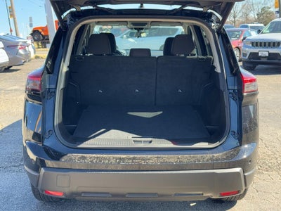 2025 Nissan Rogue AWD SV