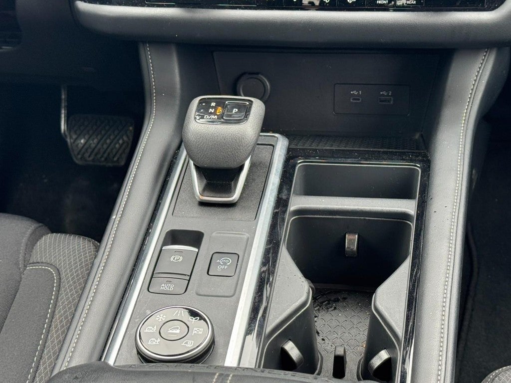 2025 Nissan Pathfinder SV 4WD