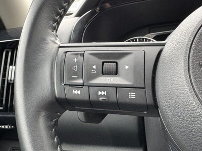 2025 Nissan Pathfinder SV 4WD