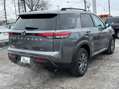 2025 Nissan Pathfinder SV 4WD