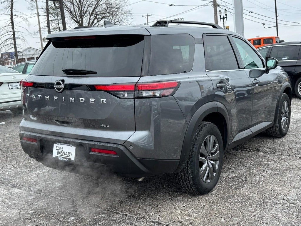 2025 Nissan Pathfinder SV 4WD