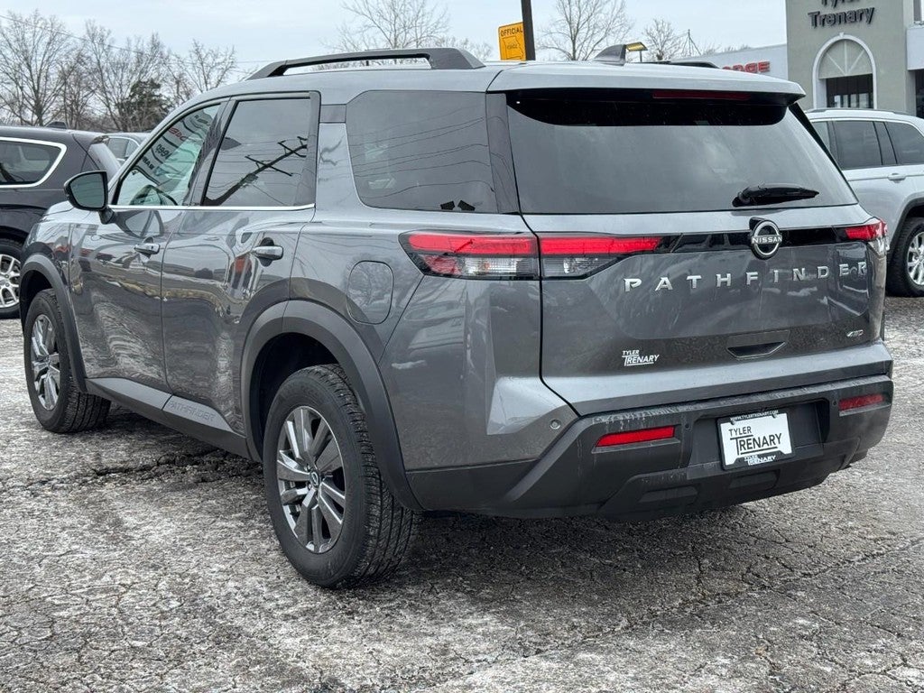 2025 Nissan Pathfinder SV 4WD