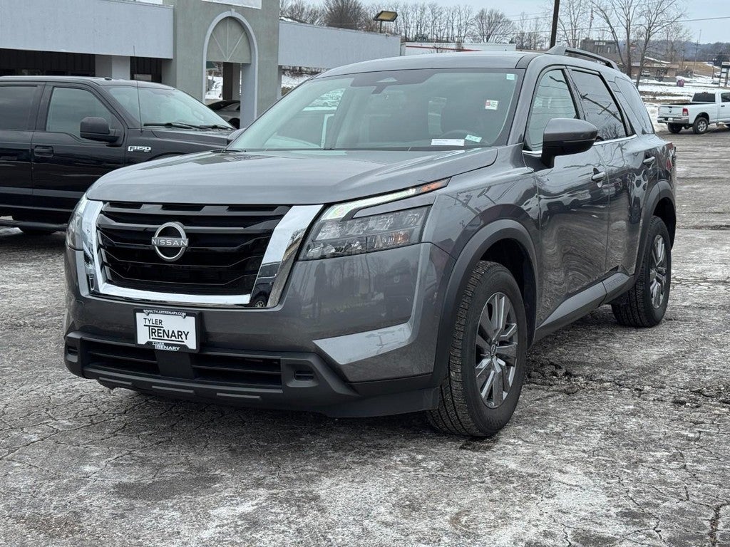 2025 Nissan Pathfinder SV 4WD