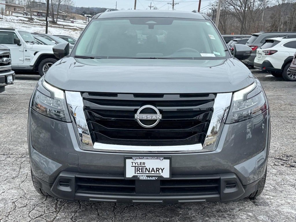2025 Nissan Pathfinder SV 4WD
