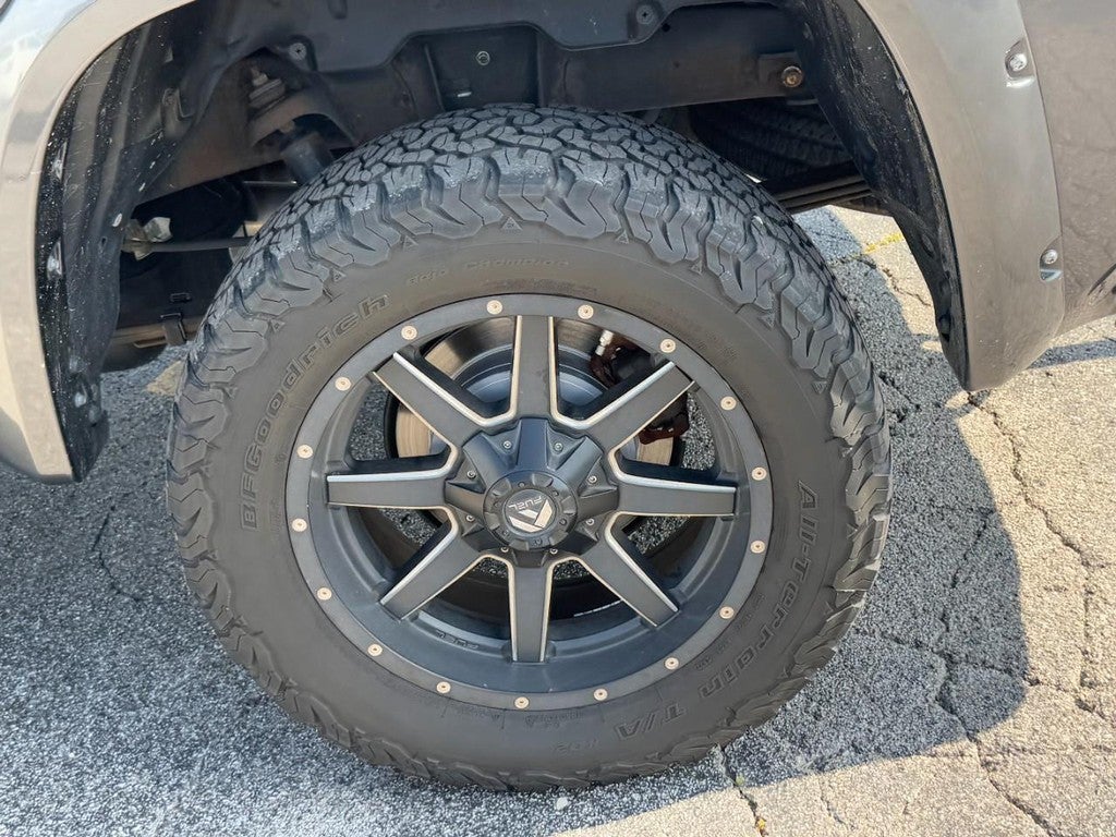 2014 Toyota Tundra 4WD Truck CrewMax 5.7L FFV V8 6-Spd AT SR5 (Natl)