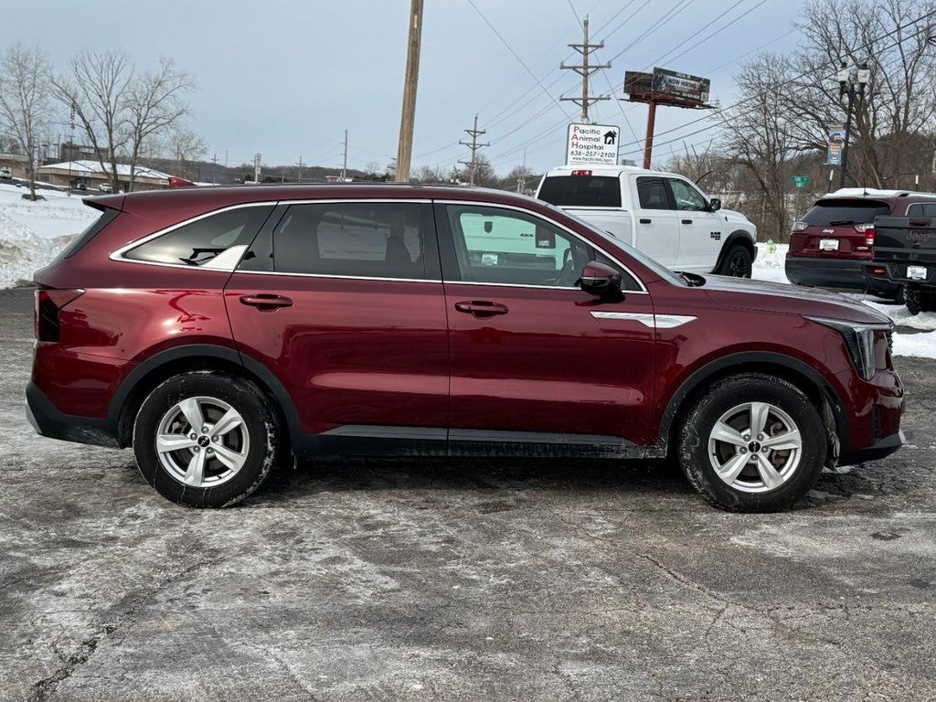 2024 Kia Sorento LX FWD