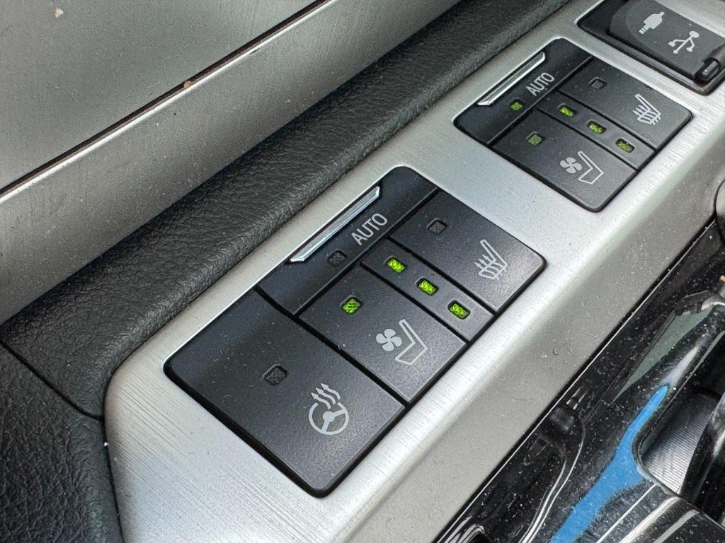 2018 Toyota Land Cruiser 4WD (Natl)