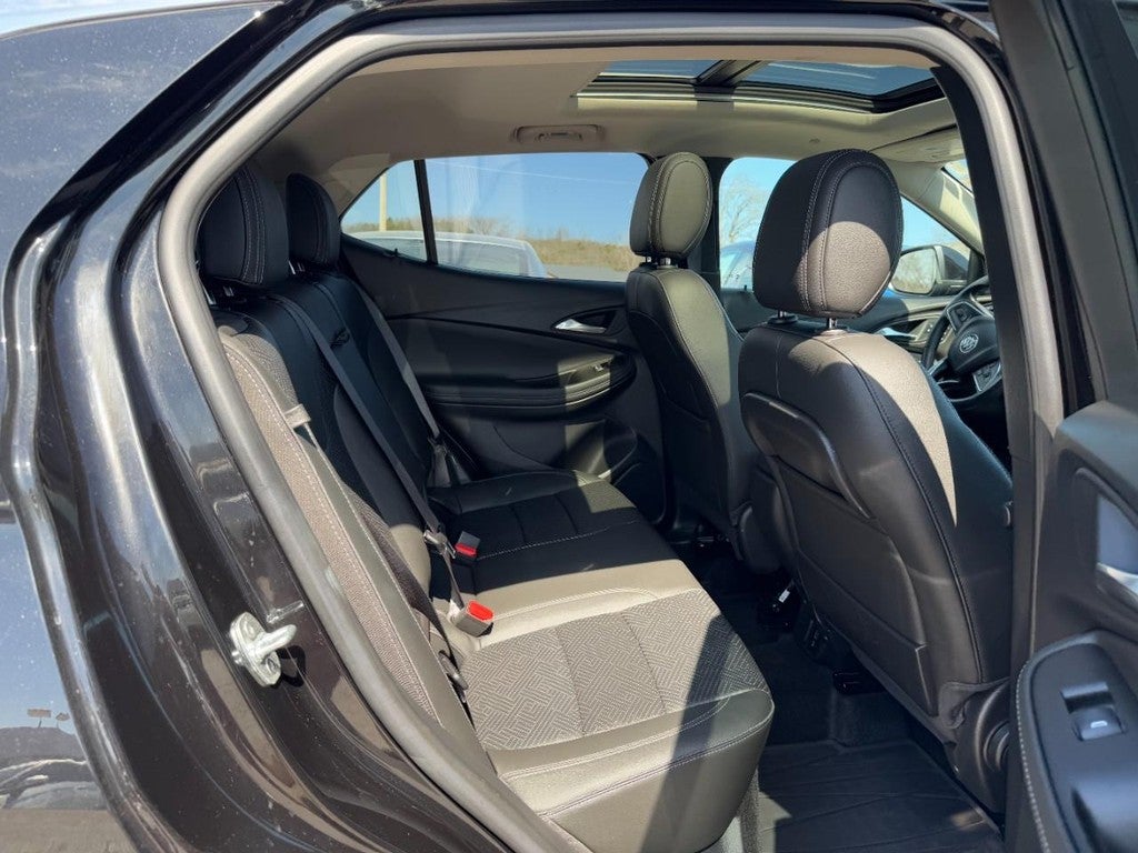 2023 Buick Encore GX AWD 4dr Essence