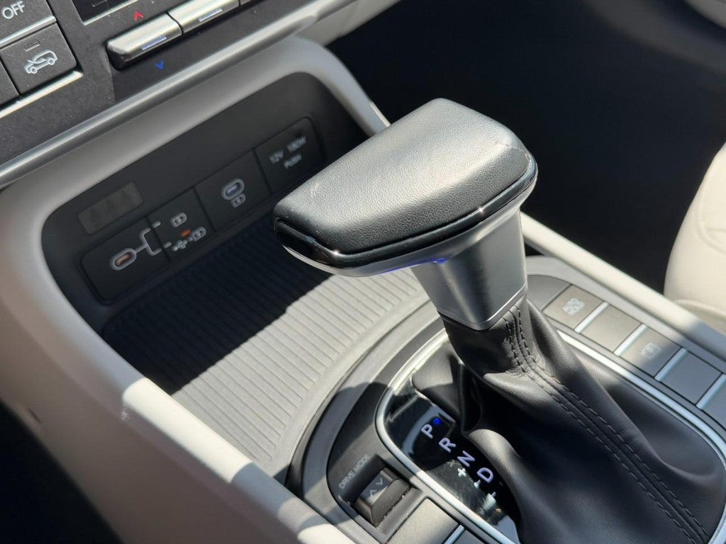 2025 Hyundai Kona SEL FWD