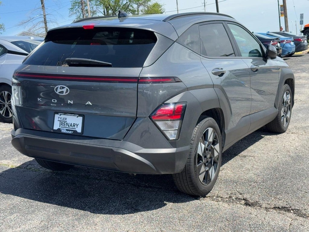 2025 Hyundai Kona SEL FWD