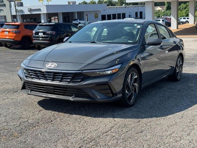 2025 Hyundai Elantra SEL Convenience IVT
