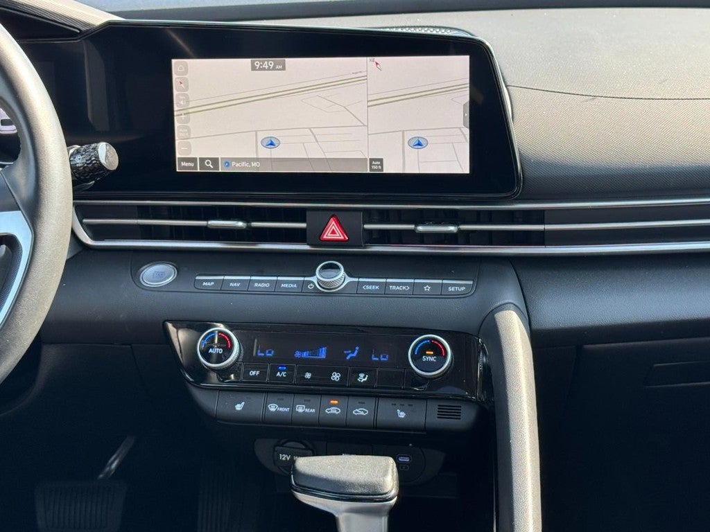 2025 Hyundai Elantra SEL Convenience IVT
