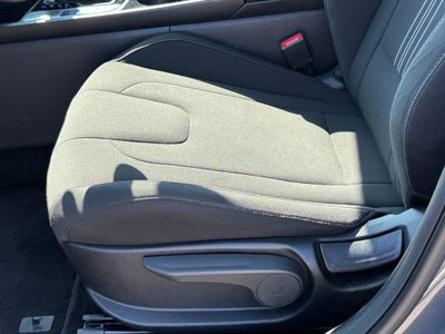 2025 Hyundai Elantra SEL Convenience IVT