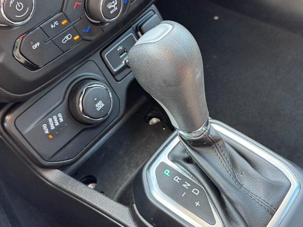2023 Jeep Renegade Latitude 4x4