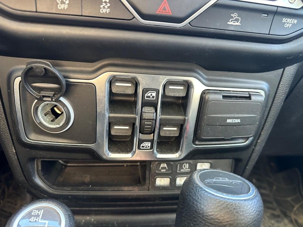 2021 Jeep Gladiator Sport