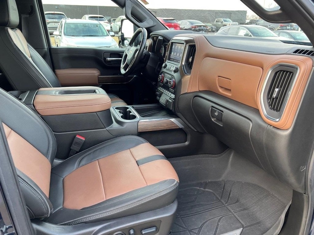 2022 Chevrolet Silverado 3500HD High Country