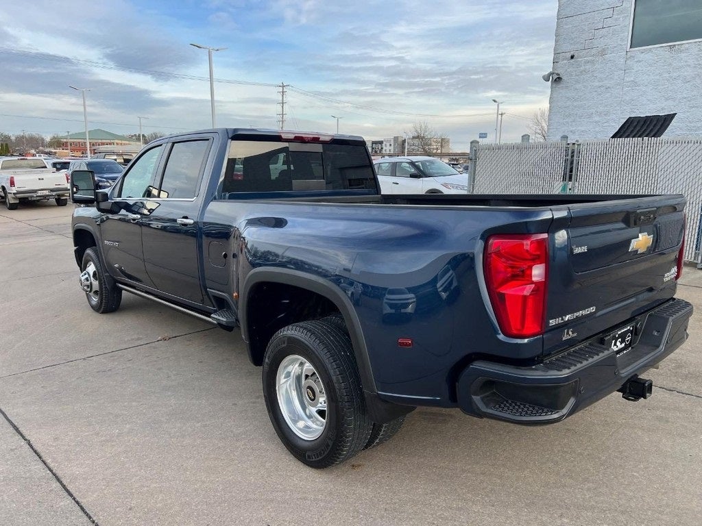 2022 Chevrolet Silverado 3500HD High Country