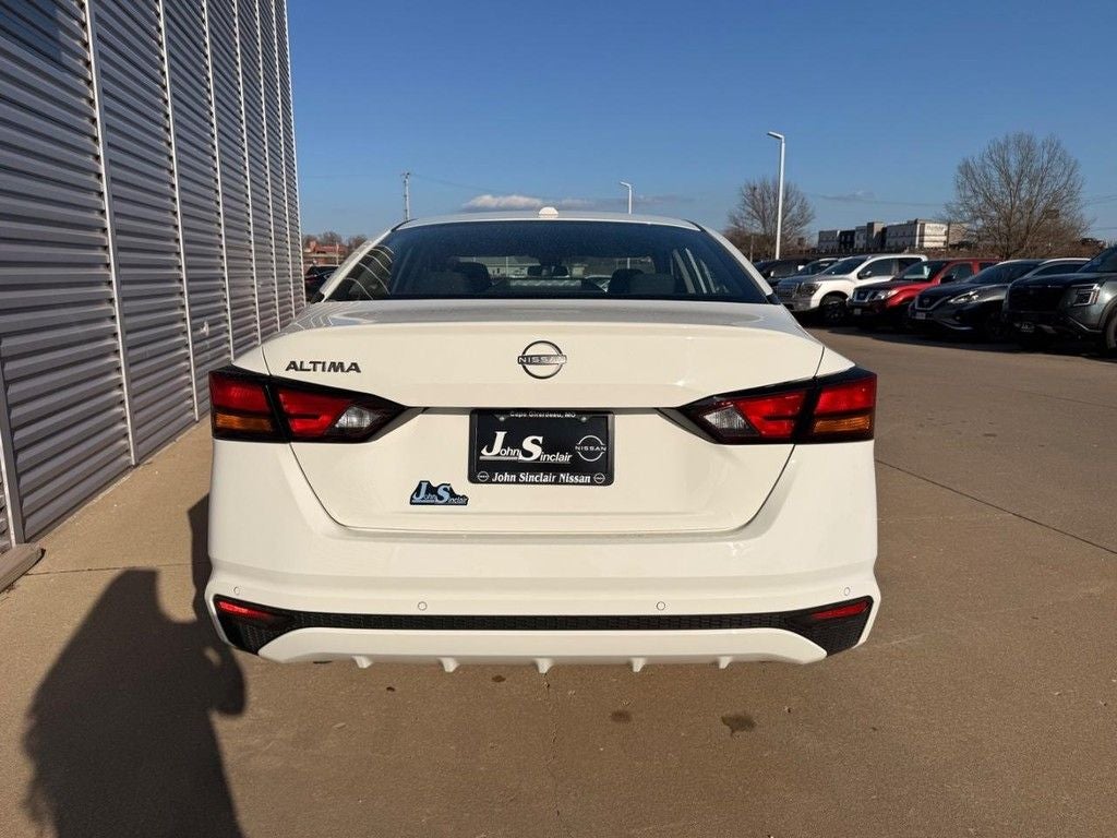 2025 Nissan Altima 2.5 SV