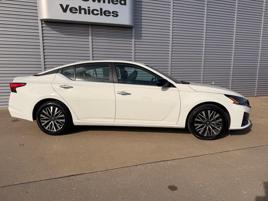 2025 Nissan Altima 2.5 SV
