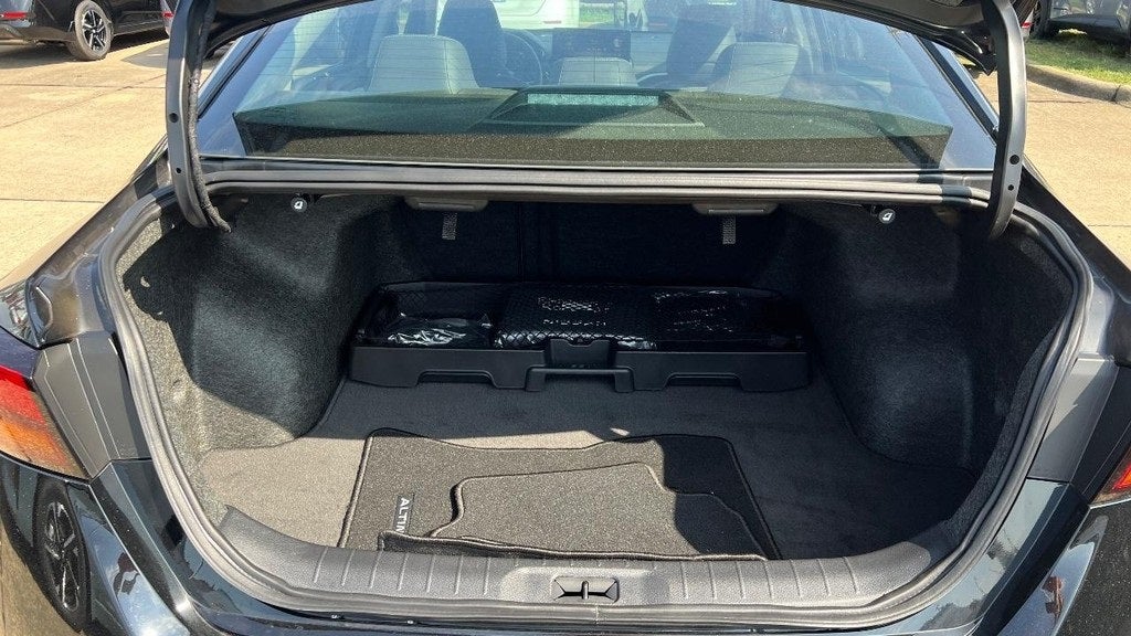 2024 Nissan Altima 2.5 SL