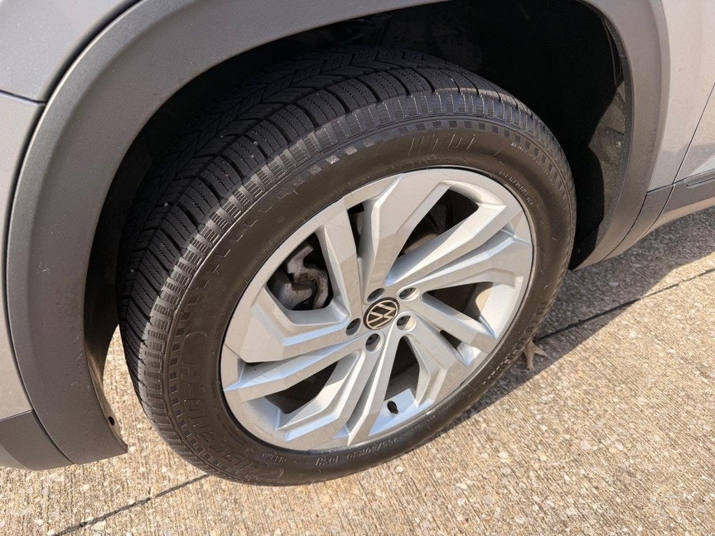 2021 Volkswagen Atlas 3.6L V6 SE w/Technology