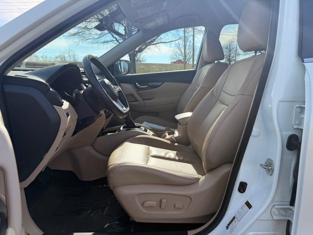 2020 Nissan Rogue SL