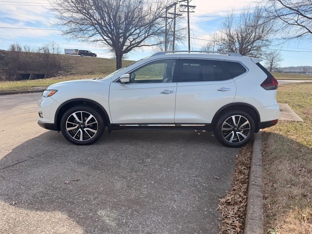 2020 Nissan Rogue SL