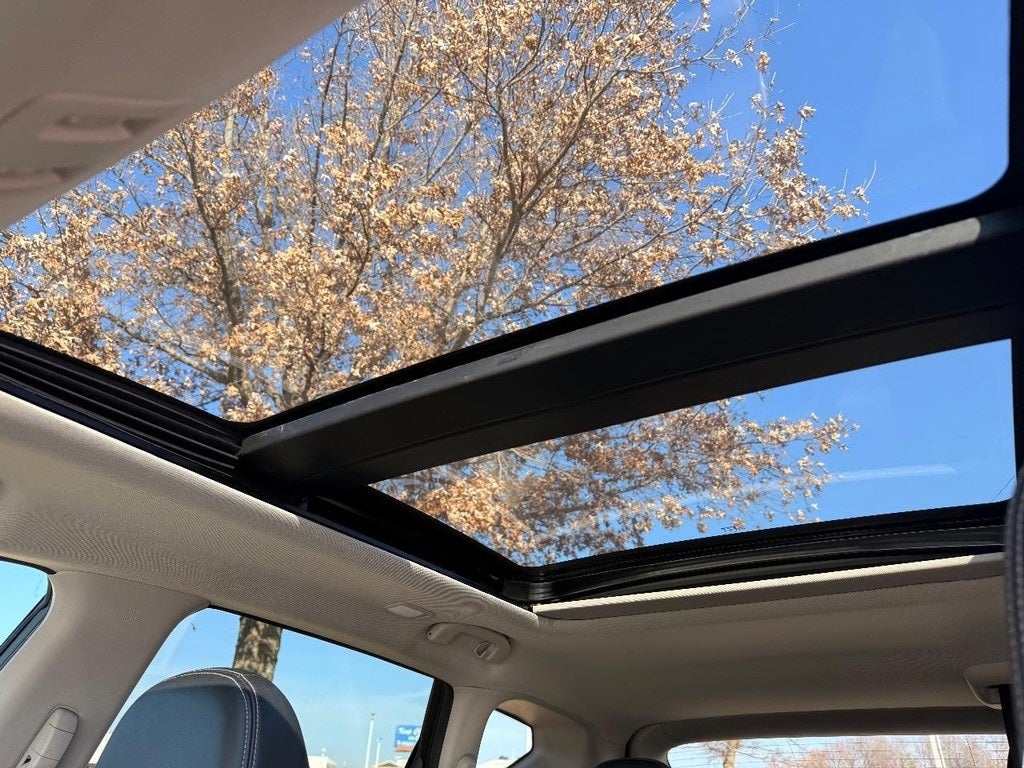 2022 Nissan Murano SL