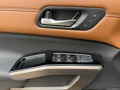 2024 Nissan Pathfinder Platinum