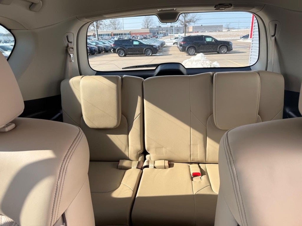 2024 Nissan Armada Platinum