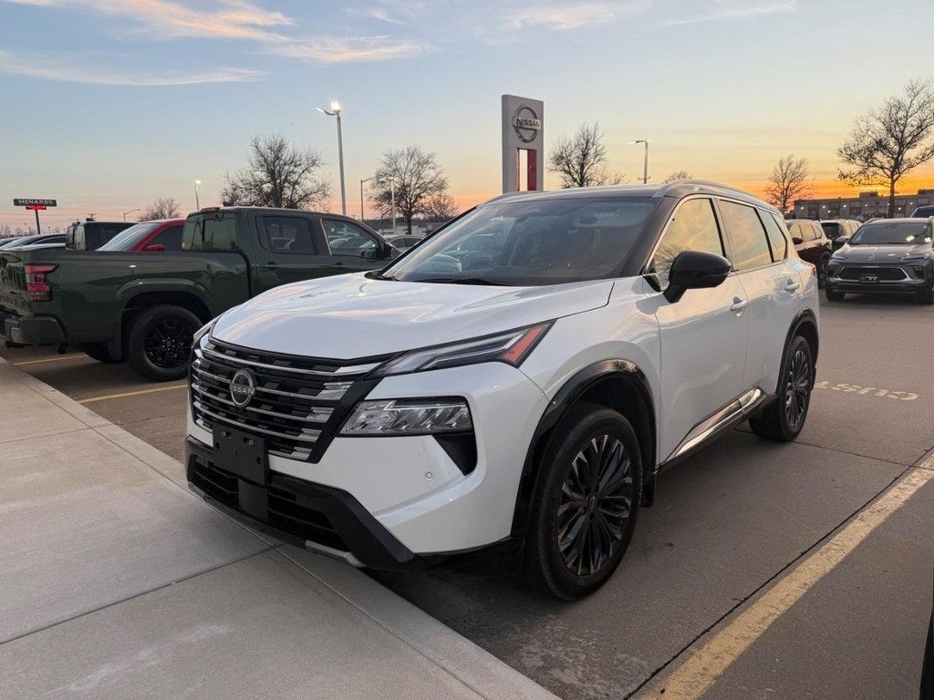 2024 Nissan Rogue Platinum