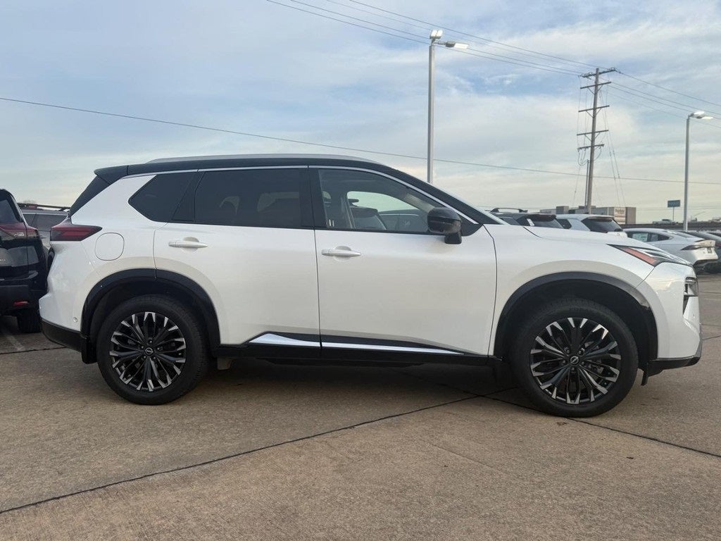 2024 Nissan Rogue Platinum