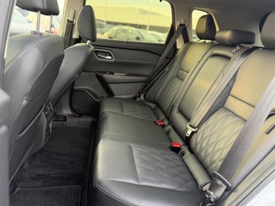 2024 Nissan Rogue Platinum