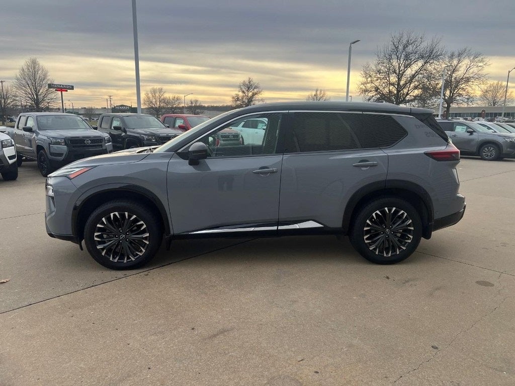 2024 Nissan Rogue Platinum