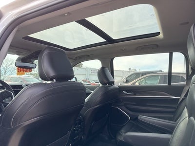 2022 Jeep Grand Cherokee L Limited 4x4