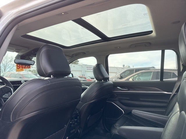 2022 Jeep Grand Cherokee L Limited 4x4