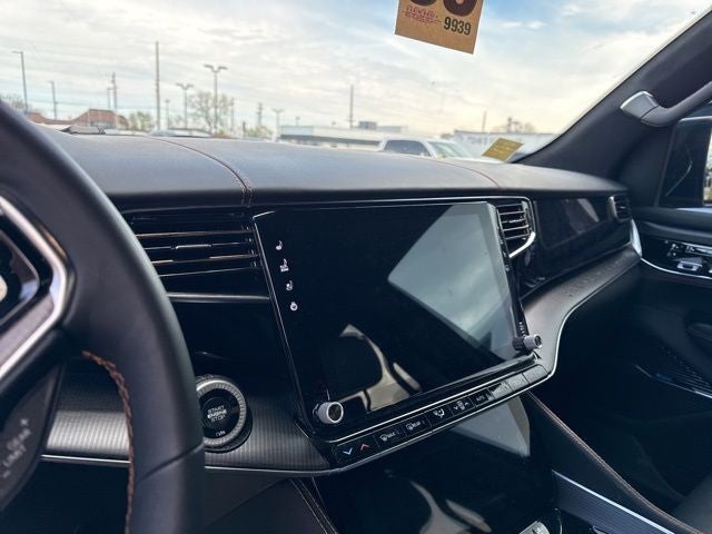 2024 Jeep Grand Wagoneer Series III