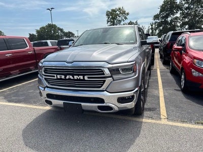 2019 RAM 1500 4WD Laramie Crew Cab