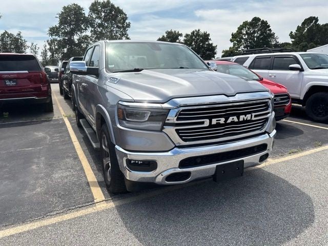 2019 RAM 1500 4WD Laramie Crew Cab
