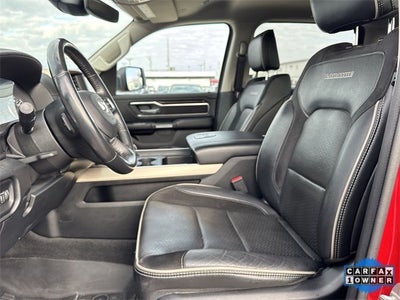 2022 RAM 1500 Laramie 4x4 Crew Cab 5'7" Box