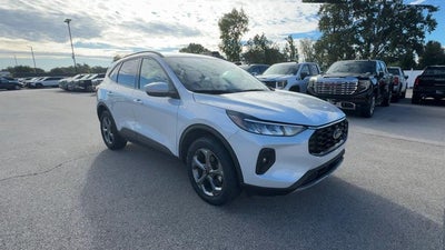 2025 Ford Escape ST-Line Select AWD