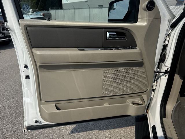 2012 Ford Expedition 4WD 4dr